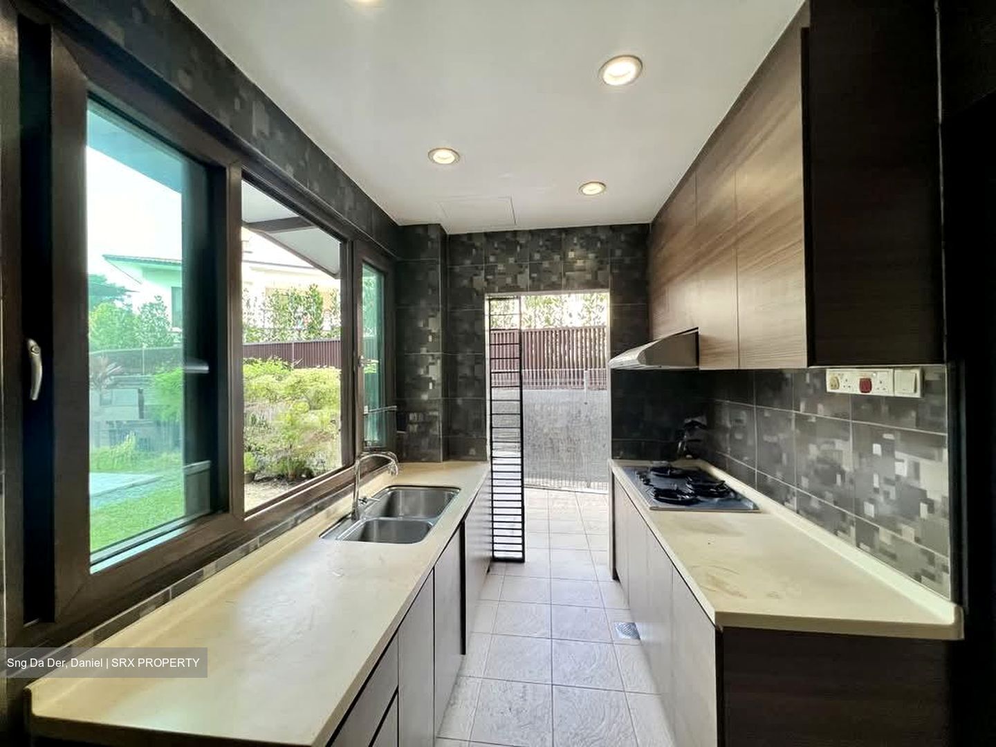 King Albert Park (D21), Semi-Detached #526848701